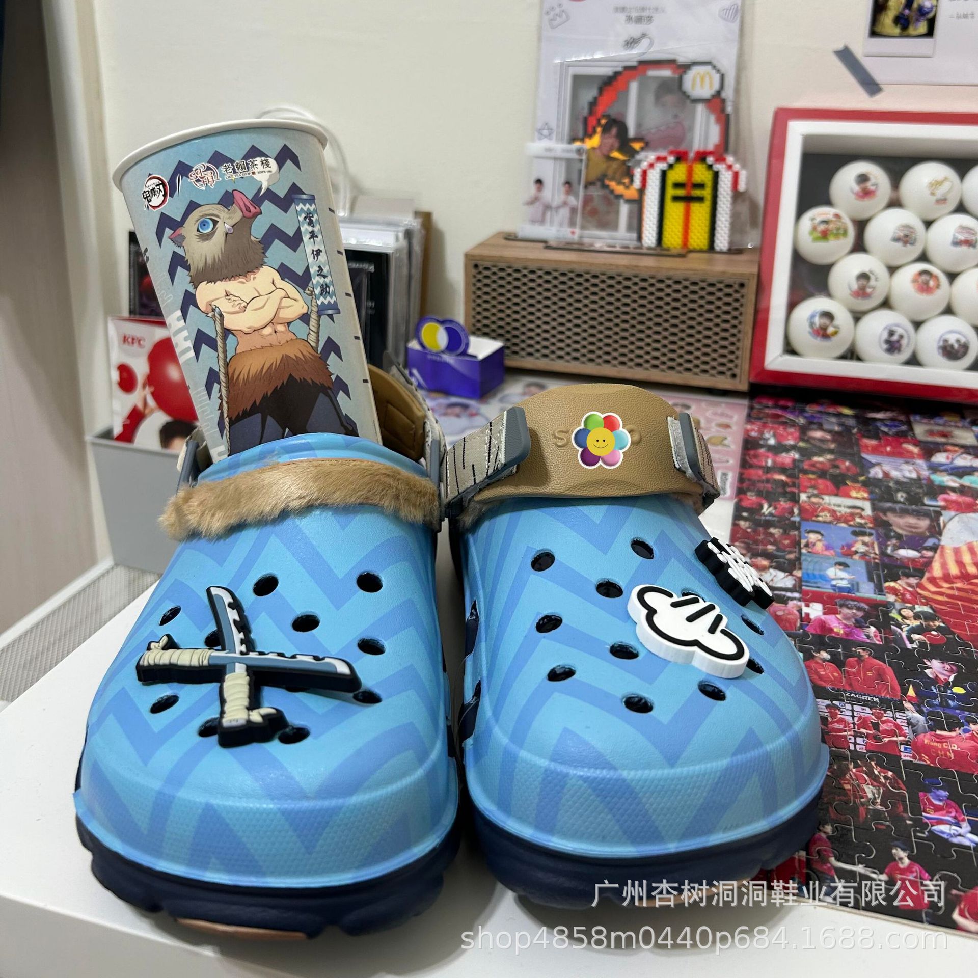 クールな鬼滅の刃善逸テーマのアニメ装飾チャーム付き快適滑り止 - Cosplay Anime Zenitsu のレビューと価格